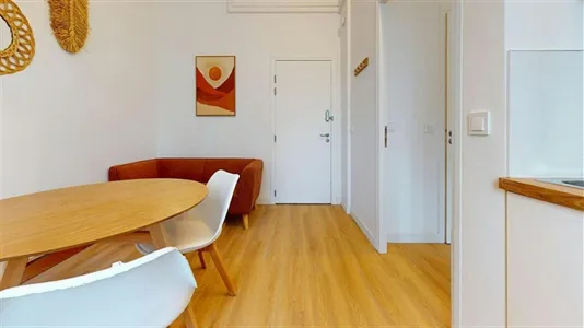 Rooms in Saint-Julien-en-Genevois - photo 4