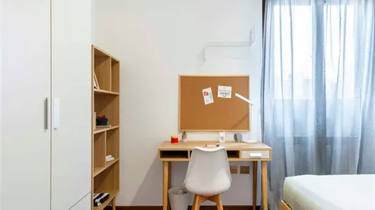 Rooms in Milano Zona 5 - Vigentino, Chiaravalle, Gratosoglio - photo 3