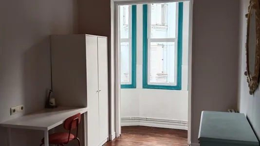 Rooms in Bilbao - photo 2