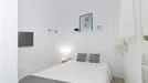 Room for rent, Barcelona Eixample, Barcelona, &lt;span class=&quot;blurred street&quot; onclick=&quot;ProcessAdRequest(8974547)&quot;&gt;&lt;span class=&quot;hint&quot;&gt;See streetname&lt;/span&gt;[xxxxxxxxxxxxx]&lt;/span&gt;