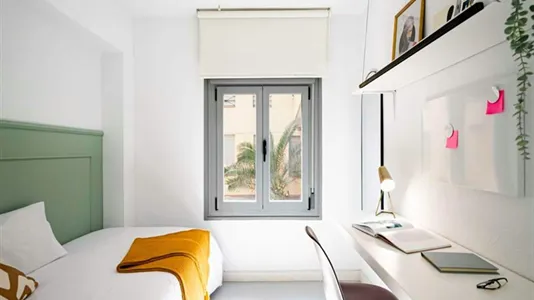 Rooms in Madrid Centro - photo 6