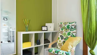 Room for rent in Milano Zona 9 - Porta Garibaldi, Niguarda, Milan