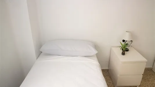 Rooms in Valencia Camins al Grau - photo 4
