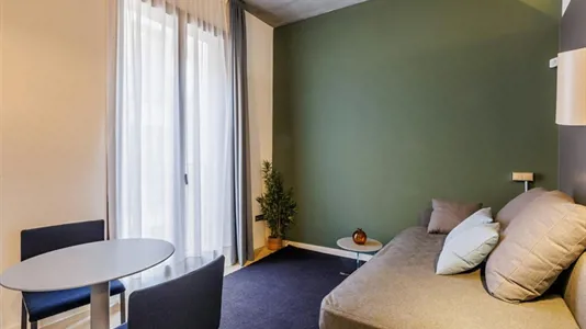 Apartments in Barcelona Ciutat Vella - photo 2