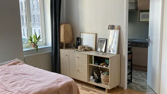 Apartments in Wien Ottakring - photo 2