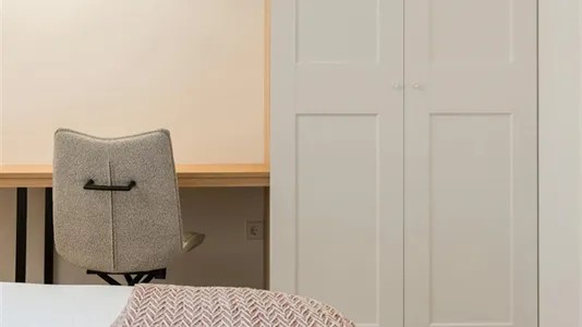 Rooms in Móstoles - photo 3