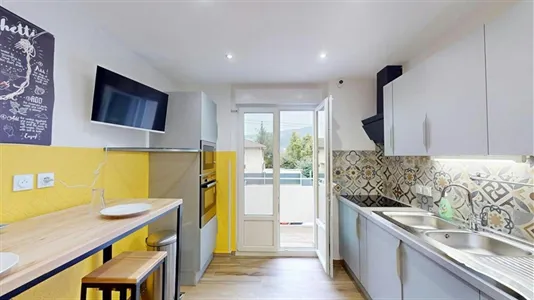 Rooms in Saint-Julien-en-Genevois - photo 1