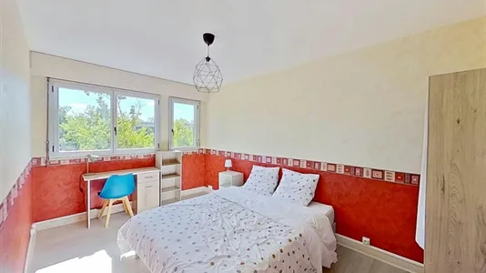 Rooms in Poitiers - photo 2