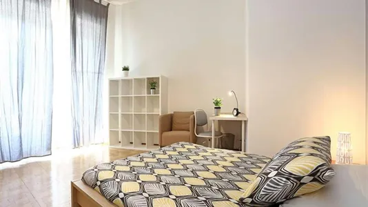 Rooms in Roma Municipio II – Parioli/Nomentano - photo 10