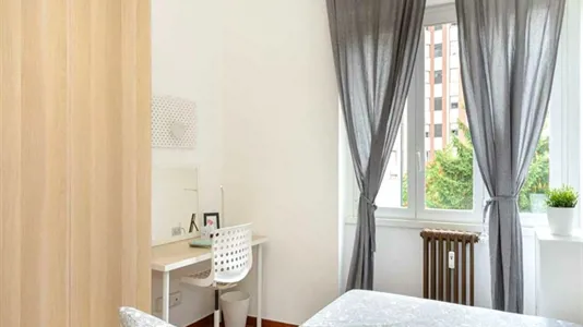 Rooms in Milano Zona 2 - Stazione Centrale, Gorla, Turro, Greco, Crescenzago - photo 1