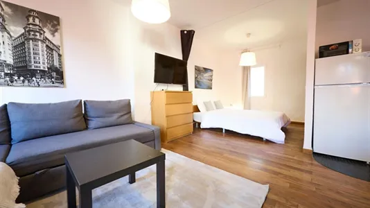 Apartments in Valencia Ciutat Vella - photo 7