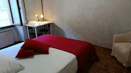Rooms in Florence - photo 8