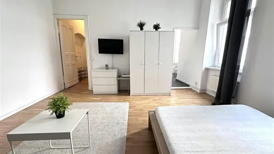 Apartments in Berlin Mitte - photo 3
