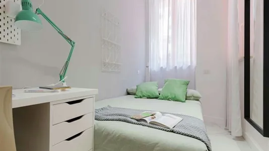 Rooms in Milano Zona 5 - Vigentino, Chiaravalle, Gratosoglio - photo 2