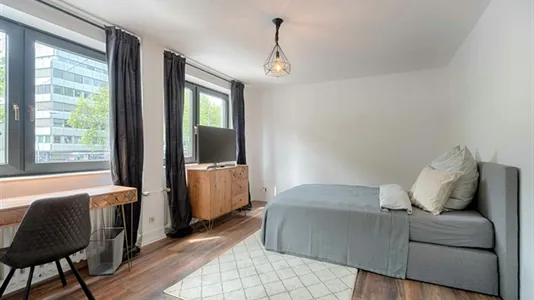 Rooms in Cologne Innenstadt - photo 1