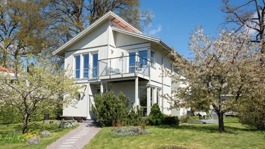 Houses in Huddinge - photo 9