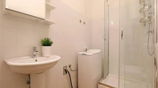 Rooms in Roma Municipio XIV – Monte Mario - photo 9