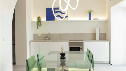 Rooms in Moncada - photo 2