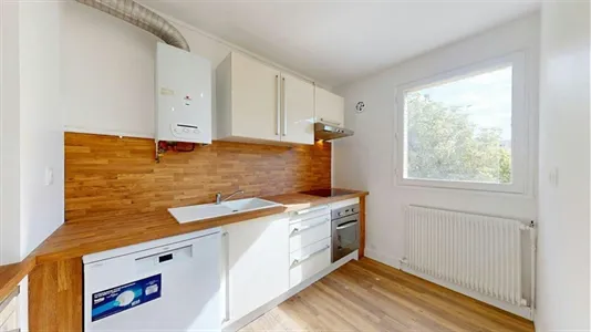 Apartments in Lyon - photo 2