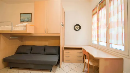 Apartments in Bologna - photo 5