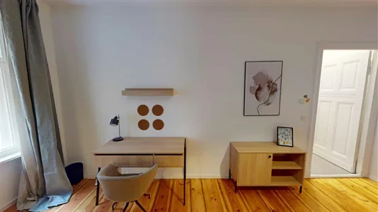 Apartments in Berlin Neukölln - photo 3