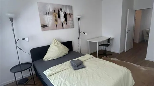 Rooms in Garching - photo 2