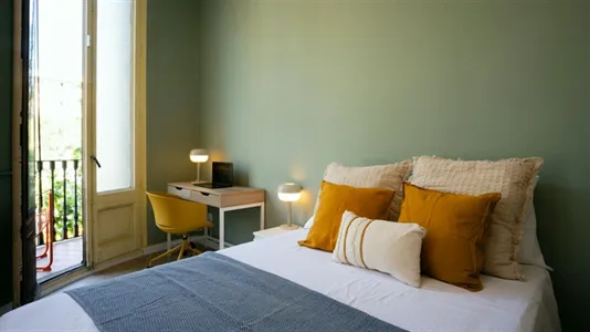 Rooms in Barcelona Eixample - photo 2