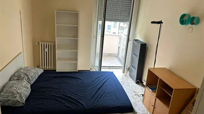 Room for rent in Milano Zona 6 - Barona, Lorenteggio, Milan