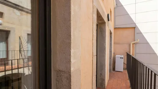 Apartments in Barcelona Ciutat Vella - photo 6