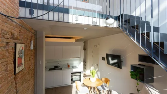 Apartments in Barcelona Eixample - photo 5