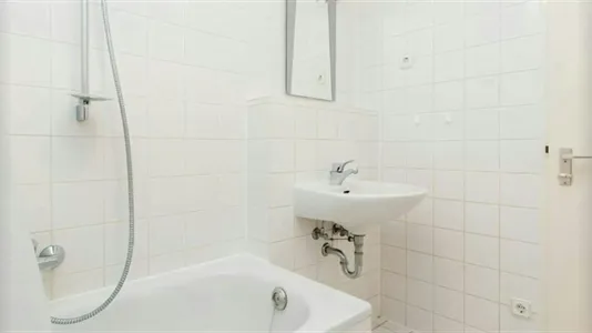 Rooms in Berlin Charlottenburg-Wilmersdorf - photo 10