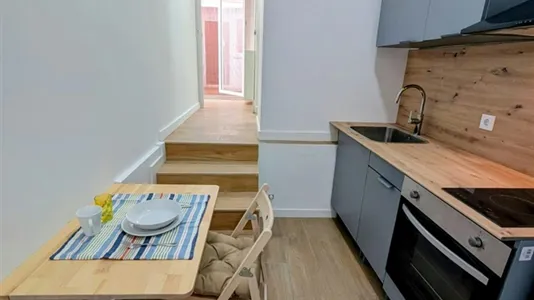 Apartments in Burjassot - photo 1