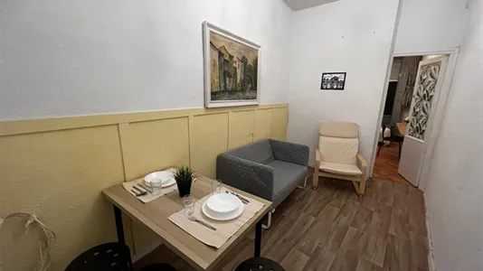 Rooms in Madrid Centro - photo 10