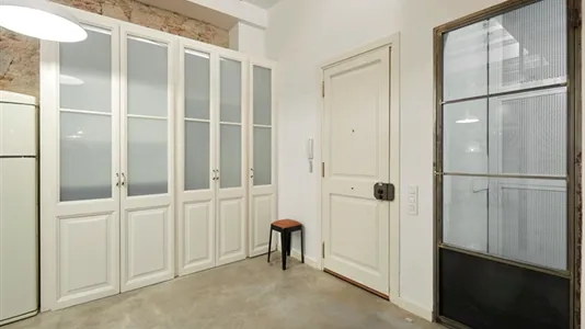 Apartments in Barcelona Ciutat Vella - photo 6