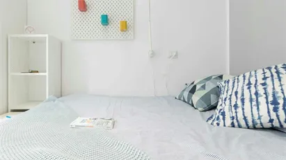 Room for rent in Milano Zona 5 - Vigentino, Chiaravalle, Gratosoglio, Milan