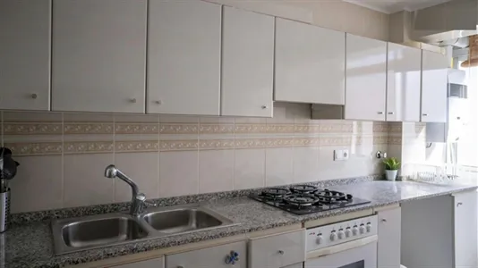 Rooms in el Camí de Vera - photo 5