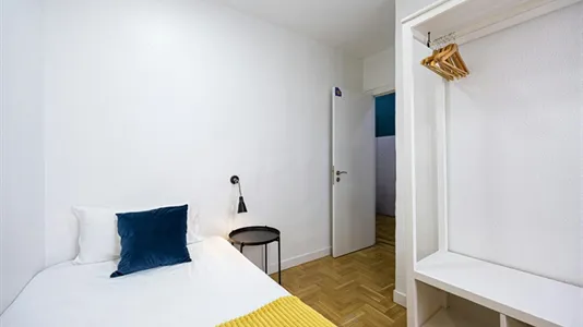Rooms in Madrid Chamberí - photo 1