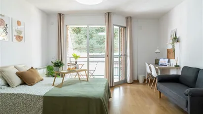 Room for rent in Adaro, Comunidad de Madrid