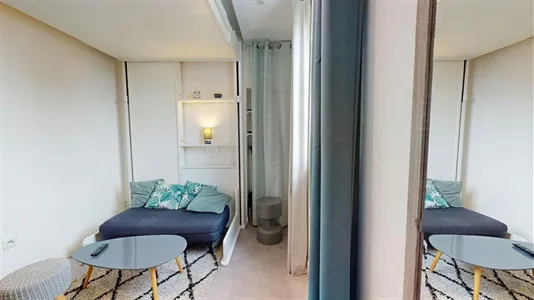 Apartments in Rennes - photo 7