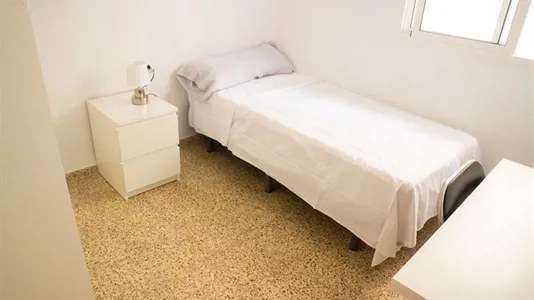 Rooms in Valencia Camins al Grau - photo 3