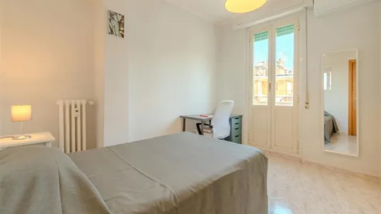 Apartments in Roma Municipio VII – Appio-Latino/Tuscolano/Cinecittà - photo 8