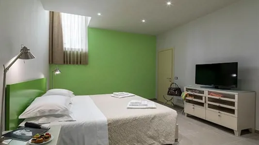 Apartments in Florence - photo 2