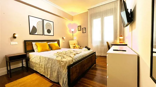 Rooms in Bilbao - photo 1