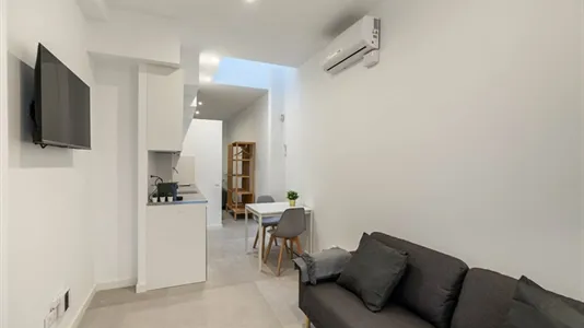 Apartments in Cornellà de Llobregat - photo 4