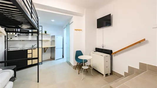 Apartments in Madrid Ciudad Lineal - photo 2