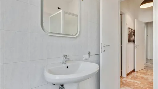 Rooms in Milano Zona 2 - Stazione Centrale, Gorla, Turro, Greco, Crescenzago - photo 7
