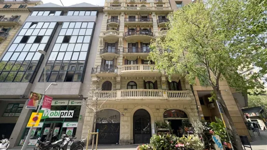 Rooms in Barcelona Eixample - photo 9