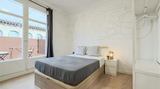 Rooms in Barcelona Ciutat Vella - photo 1