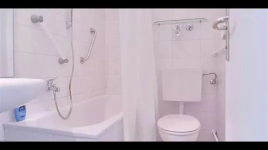 Rooms in Berlin Charlottenburg-Wilmersdorf - photo 8