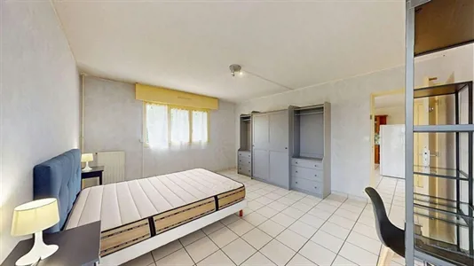 Rooms in Bordeaux - photo 2